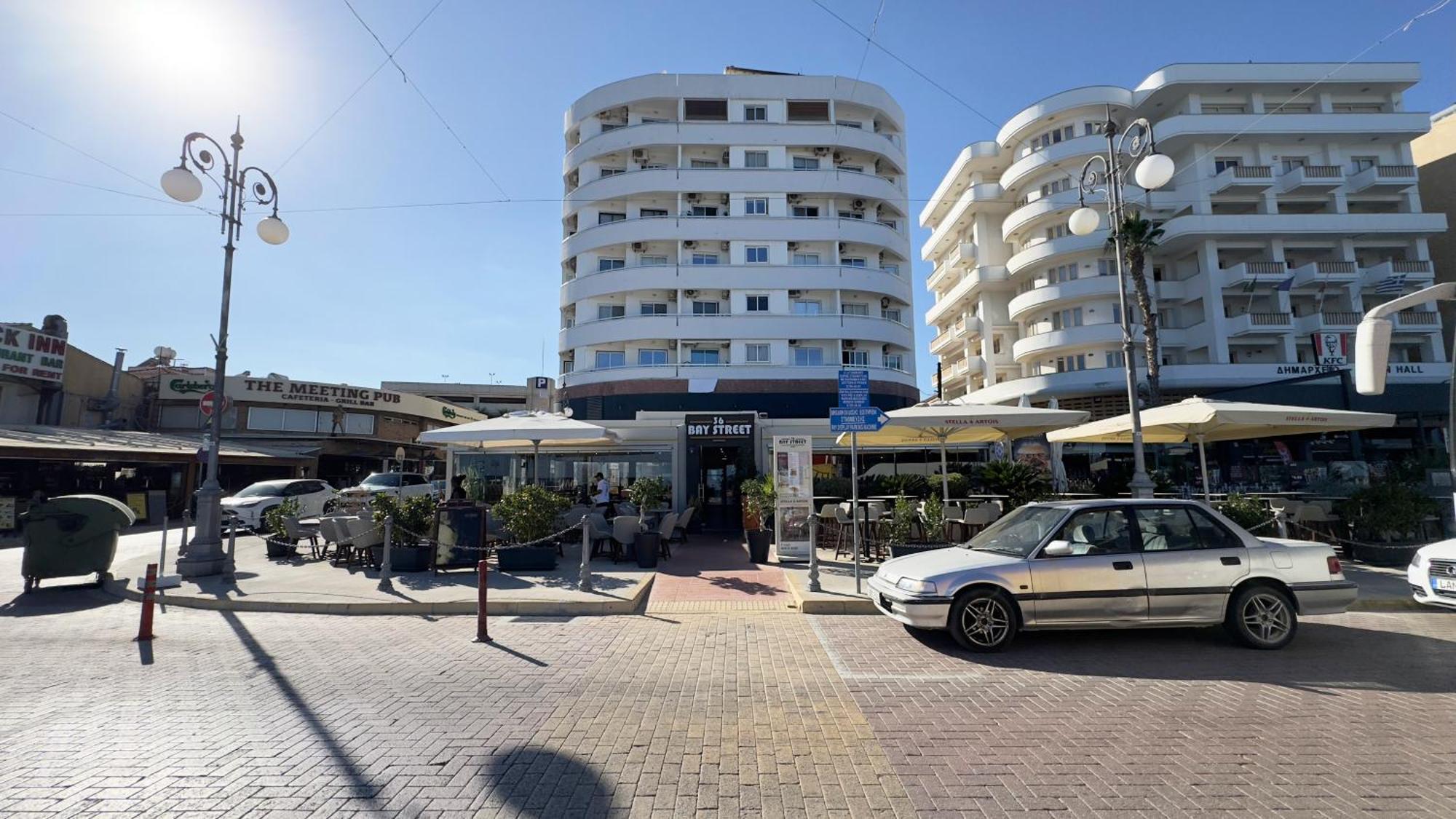 Kolonaki Seaview 1bdr Finikoudes Appartement *